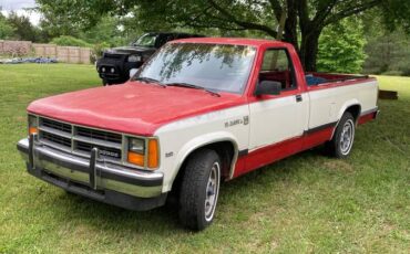 Dodge-Dakota-conventional-cab-1987-red-1