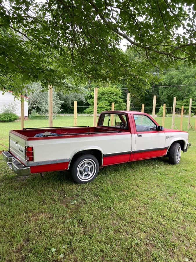 Dodge-Dakota-conventional-cab-1987-red-2