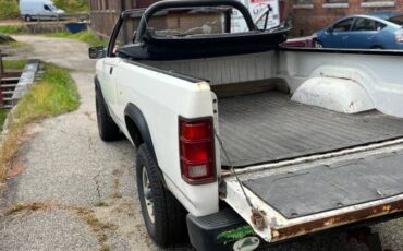 Dodge-Dakota-sport-4x4-1989-white-4