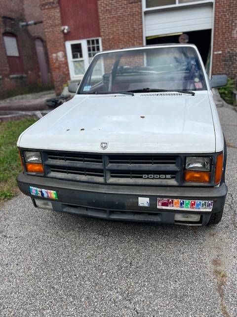Dodge-Dakota-sport-4x4-1989-white