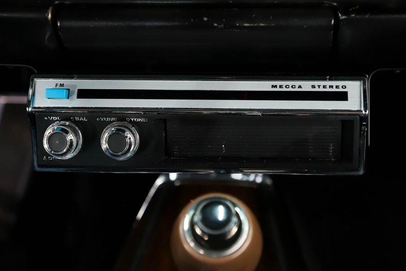 Dodge-Dart-1969-Bright-Green-Black-31