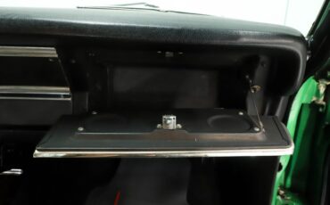 Dodge-Dart-1969-Bright-Green-Black-43