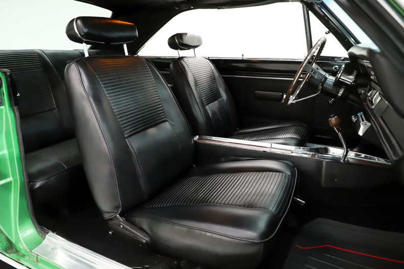 Dodge-Dart-1969-Bright-Green-Black-45
