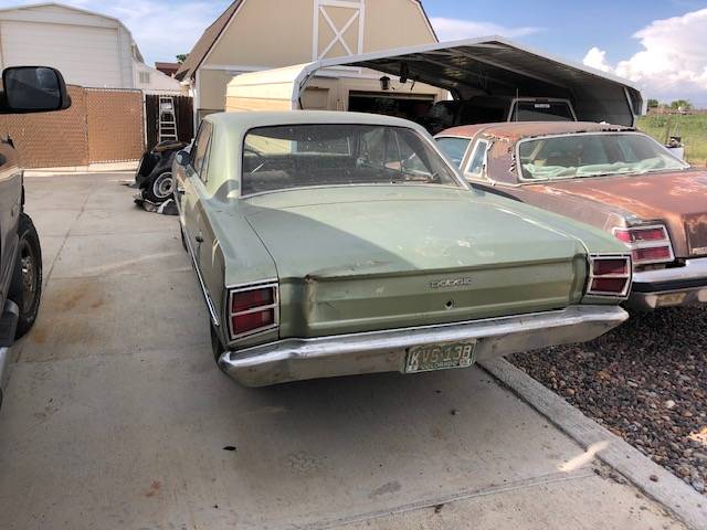 Dodge-Dart-1969-green-1