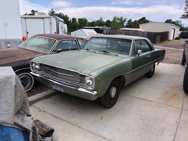 Dodge-Dart-1969-green