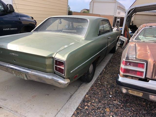 Dodge-Dart-1969-green-2