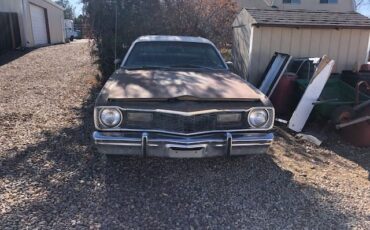 Dodge-Dart-1975-14