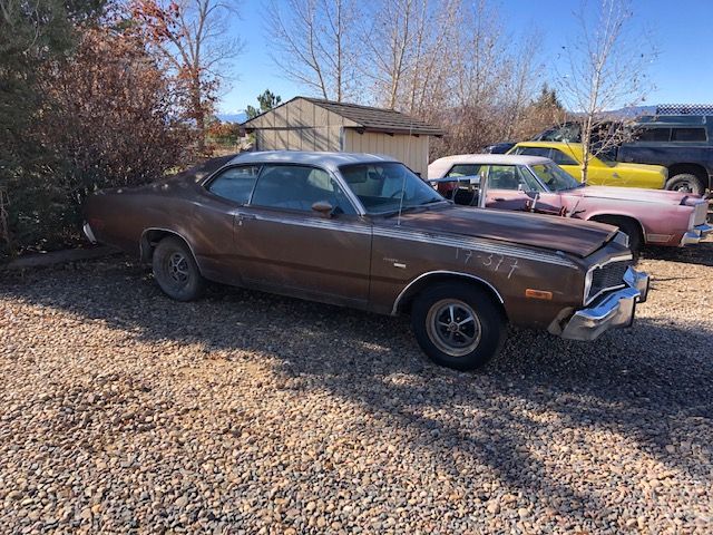 Dodge-Dart-1975-7