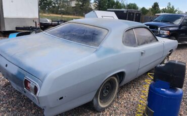 Dodge-Dart-1975-blue-4