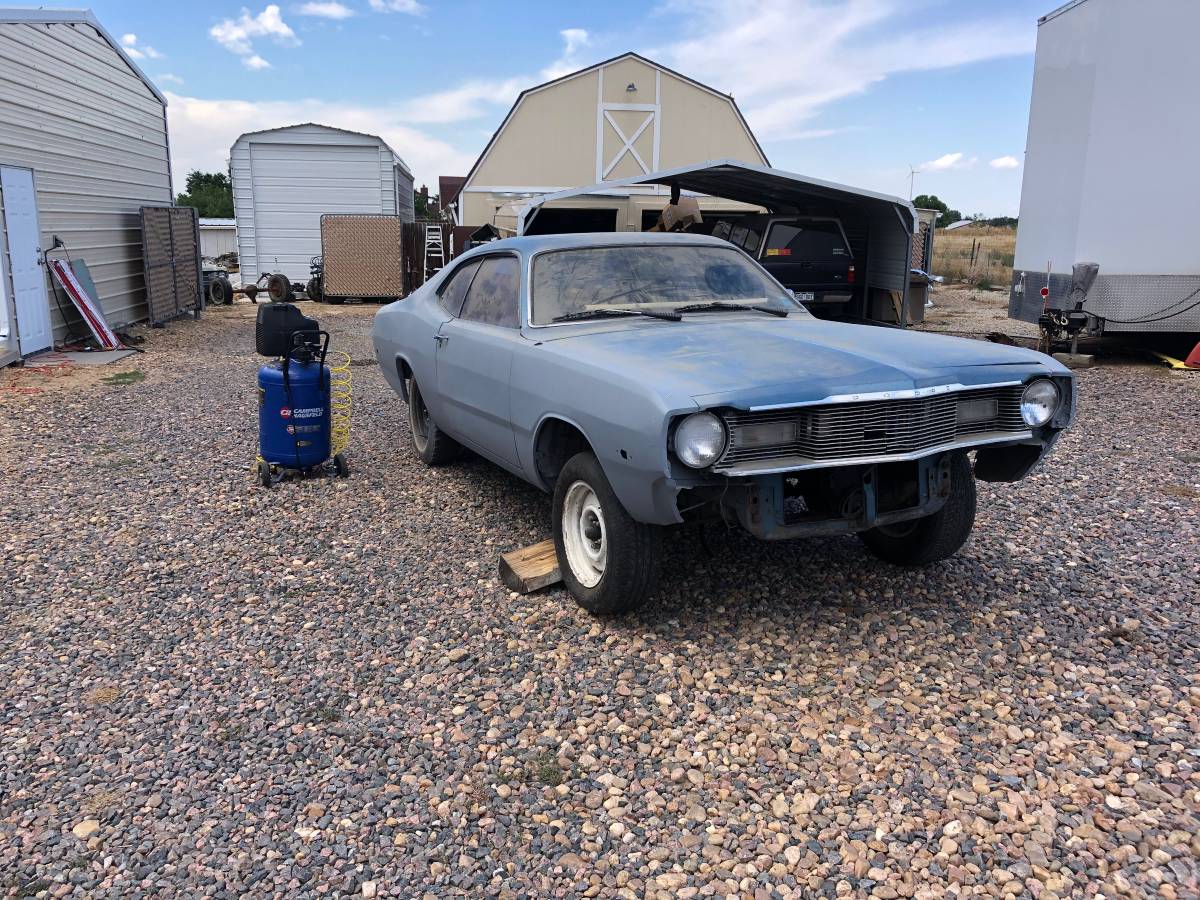 Dodge-Dart-1975-blue-5