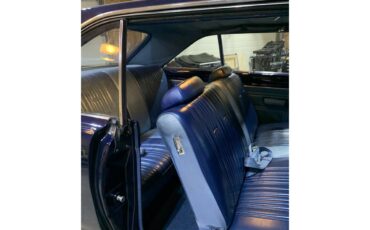 Dodge-Dart-swinger-1971-B7-Blue-two-tone-blue-10