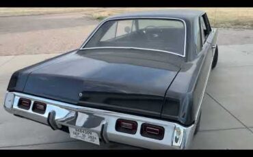 Dodge-Dart-swinger-1971-Black-Black-2