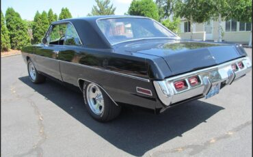 Dodge-Dart-swinger-1971-Black-Black