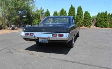 Dodge-Dart-swinger-1971-Black-Black-4
