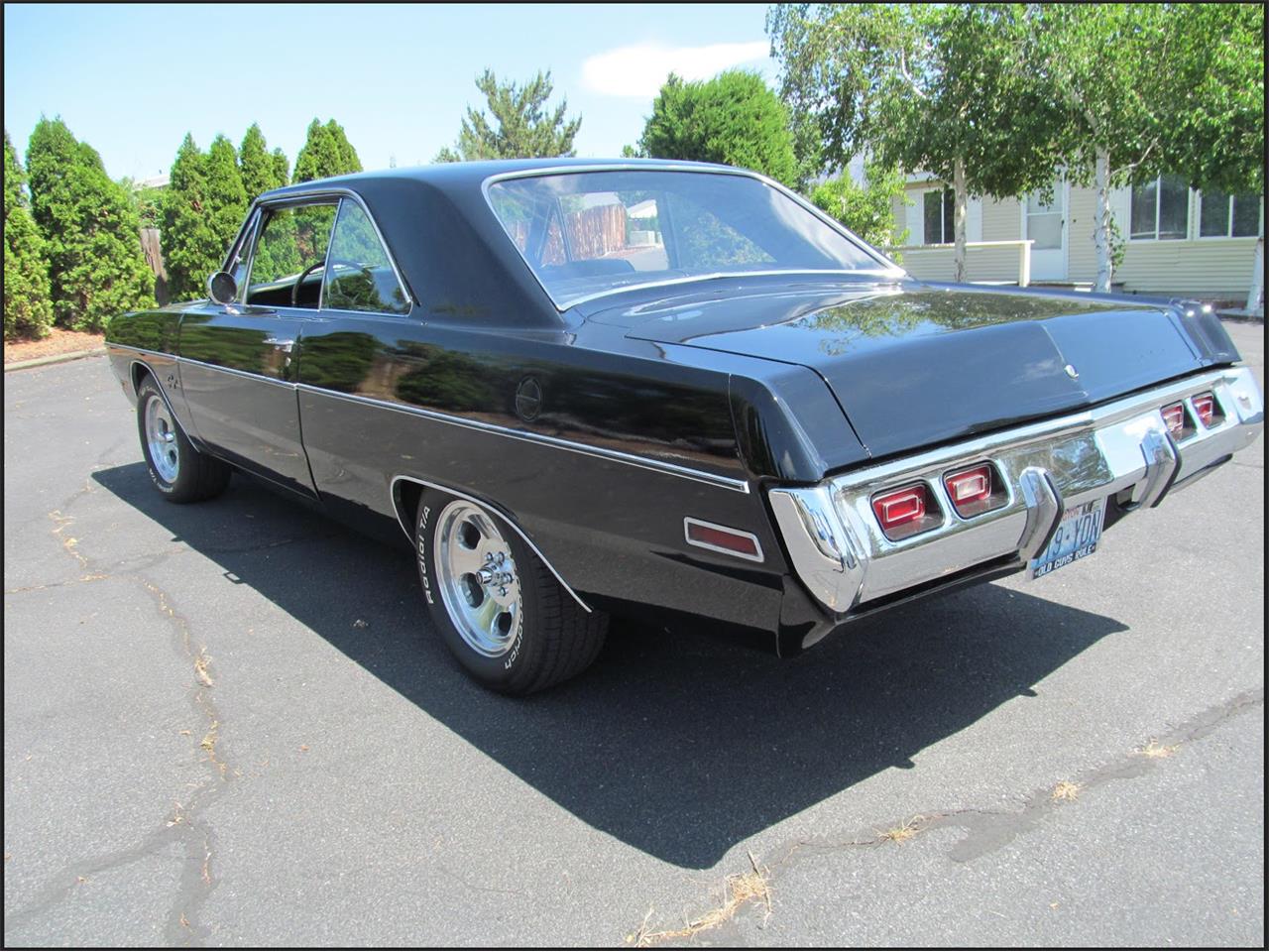 Dodge-Dart-swinger-1971-Black-Black