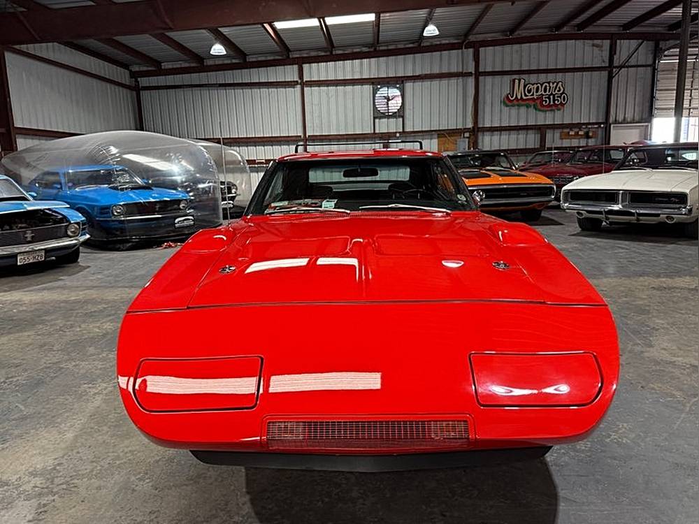 Dodge-Daytona-1969-red-13