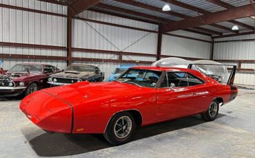Dodge-Daytona-1969-red-9