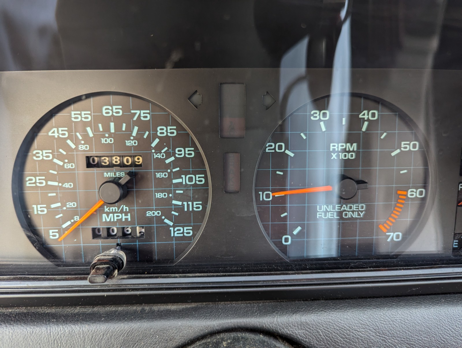 Dodge-Daytona-1986-Hatchback-13