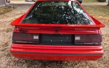 Dodge-Daytona-1986-Hatchback-5