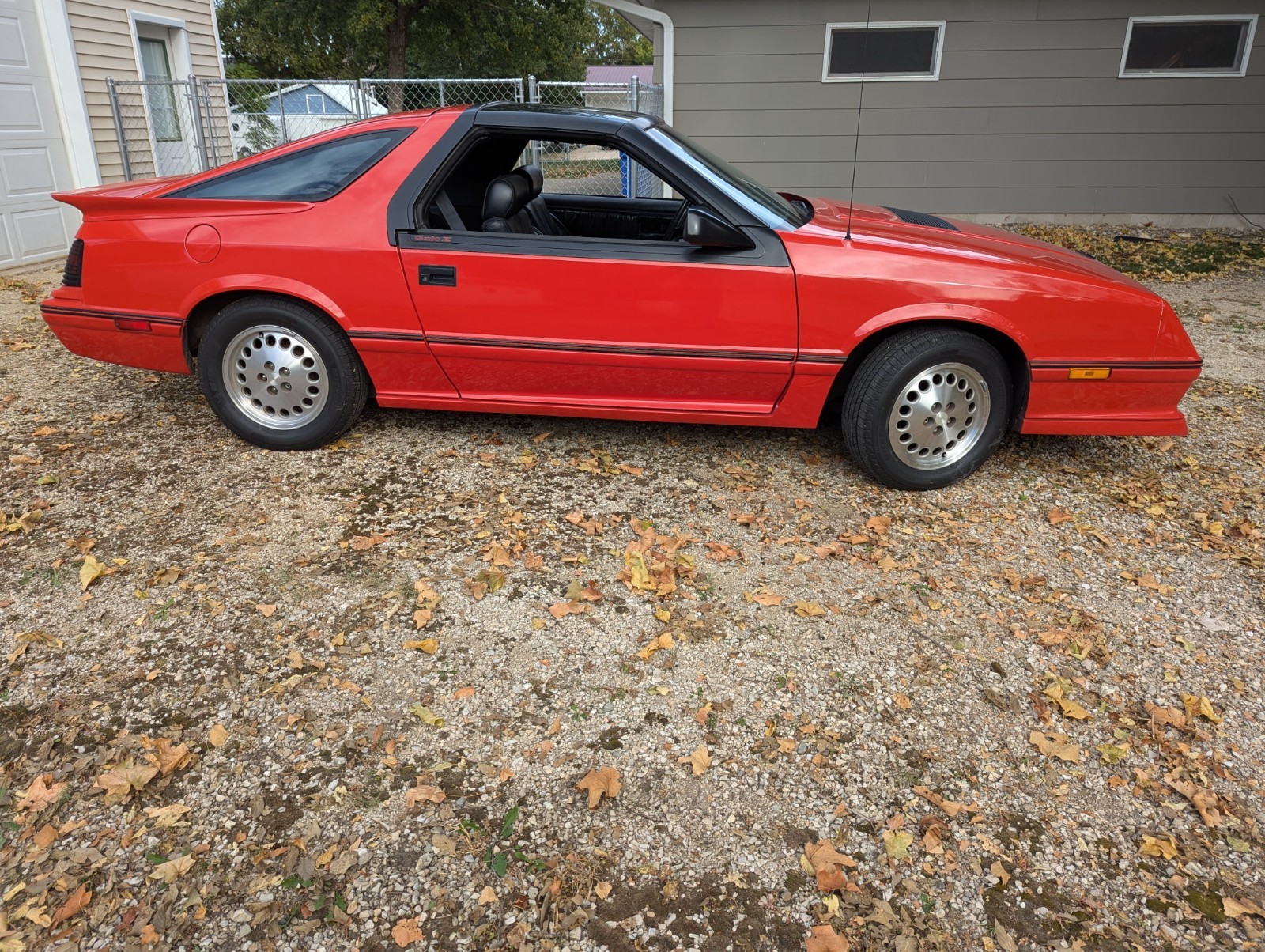 Dodge-Daytona-1986-Hatchback-7
