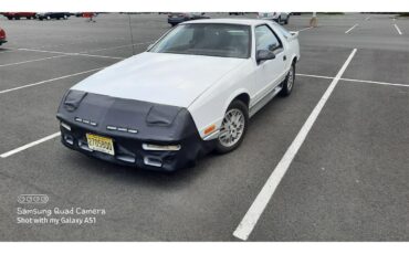 Dodge-Daytona-1989-White-Maroon-1