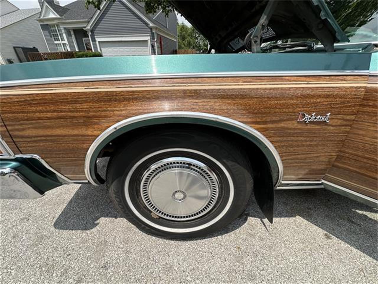 Dodge-Diplomat-1979-Green-Green-17