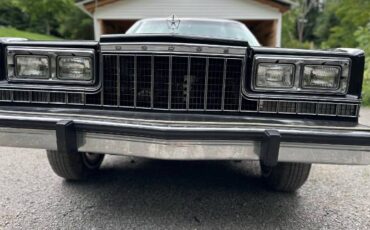 Dodge-Diplomat-1983-Black-5