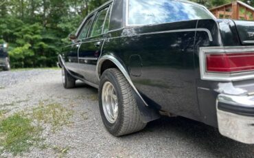 Dodge-Diplomat-1983-Black-8