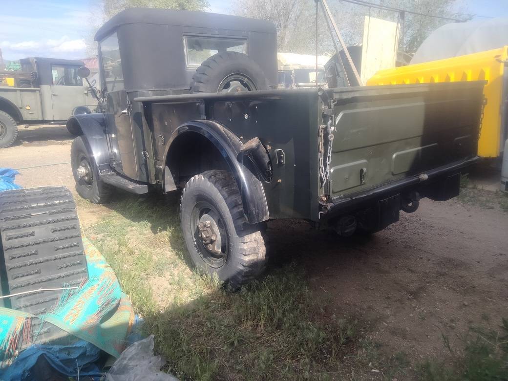 Dodge-M37-1951-green-4