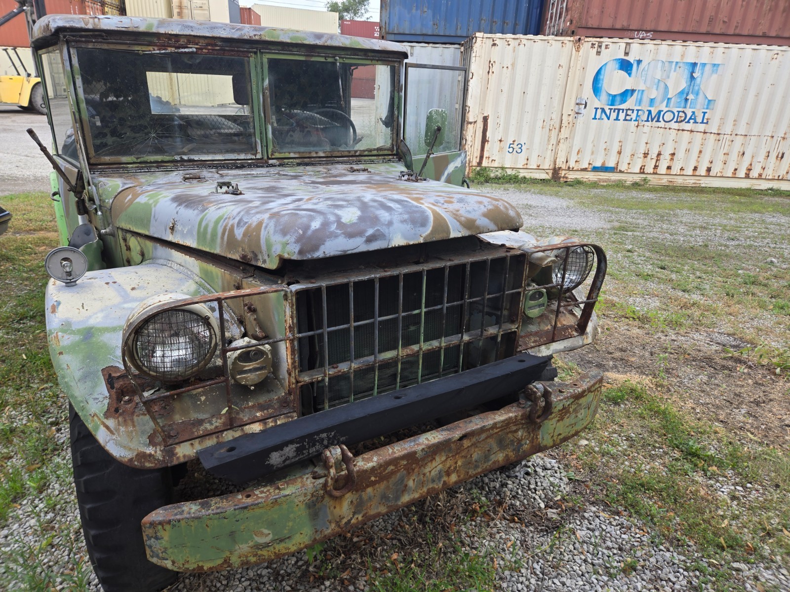 Dodge-M375-1953-Standard-Cab-Pickup-3