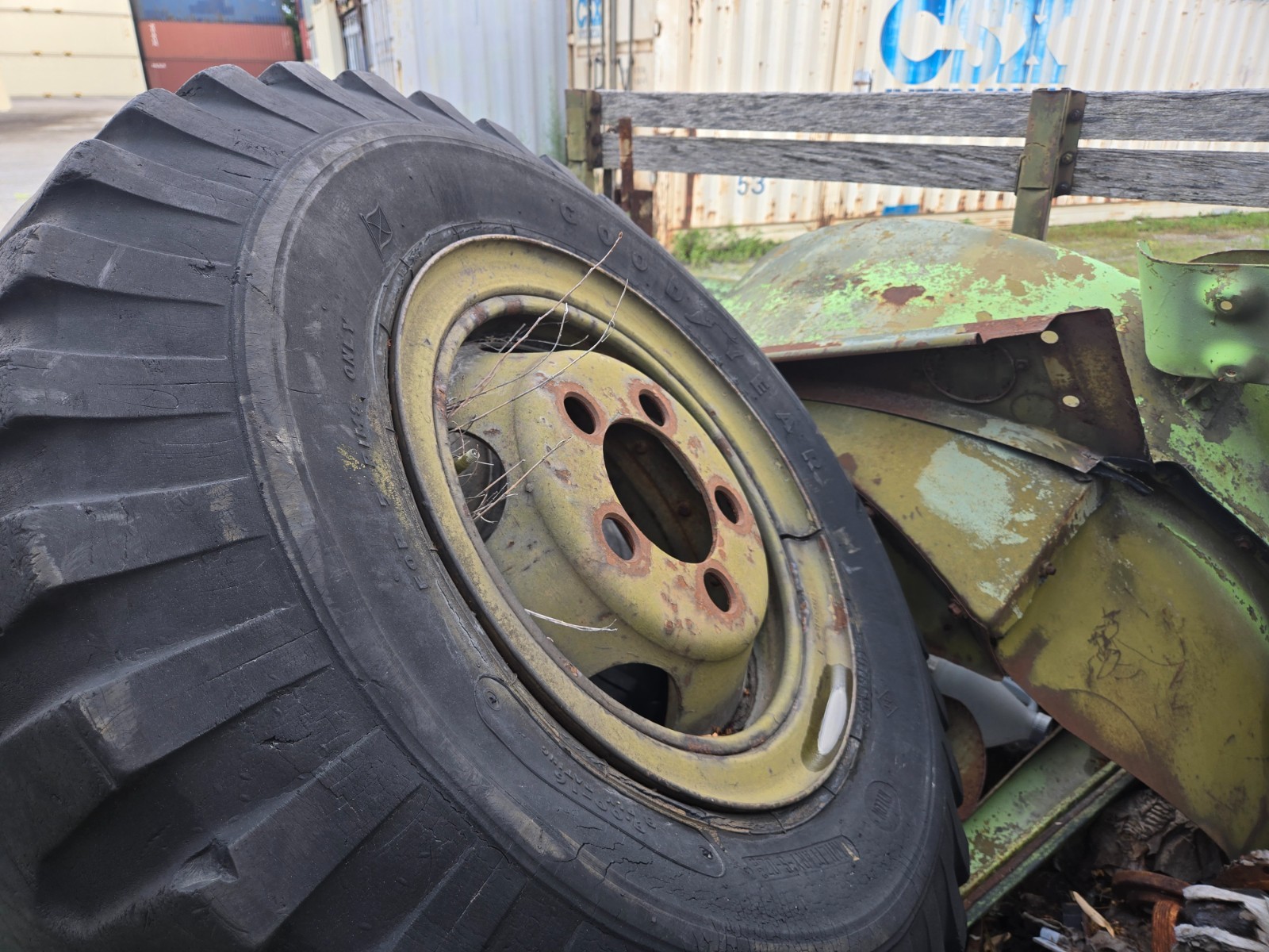 Dodge-M375-1953-Standard-Cab-Pickup-9