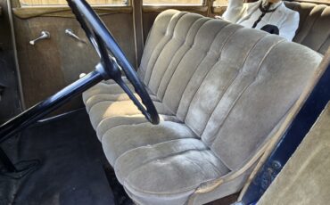 Dodge-Other-1933-Sedan-22