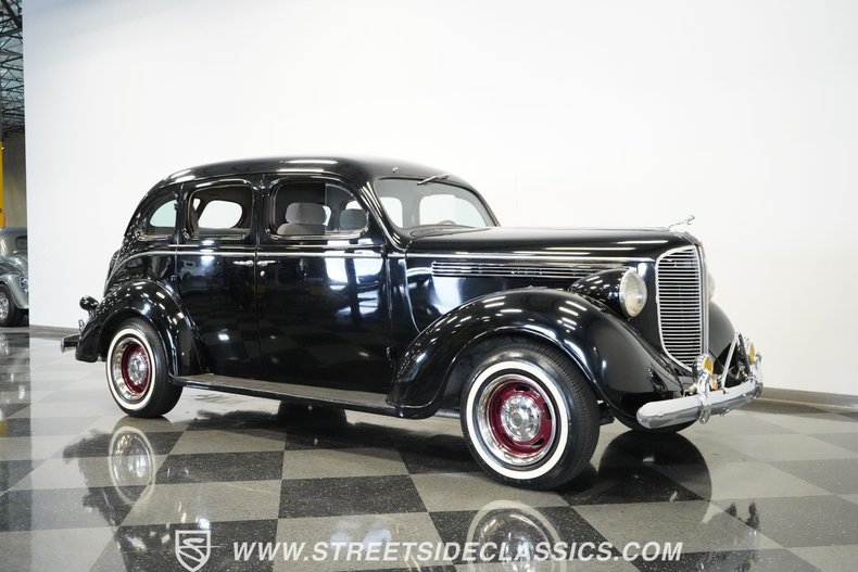 Dodge-Other-1938-Black-Beige-27