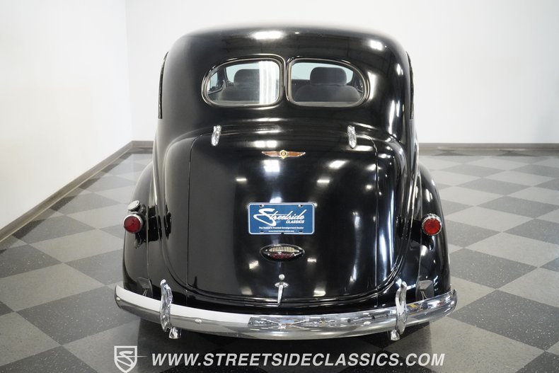 Dodge-Other-1938-Black-Beige-32