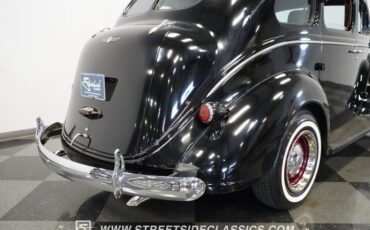 Dodge-Other-1938-Black-Beige-34