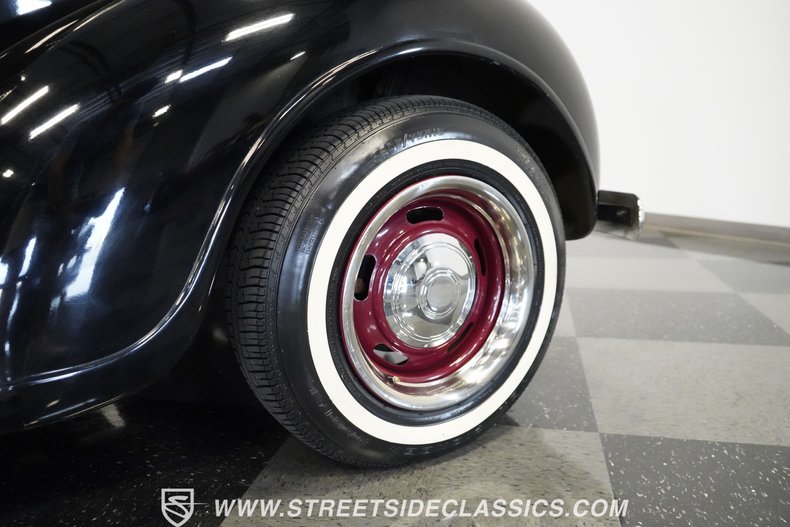 Dodge-Other-1938-Black-Beige-40