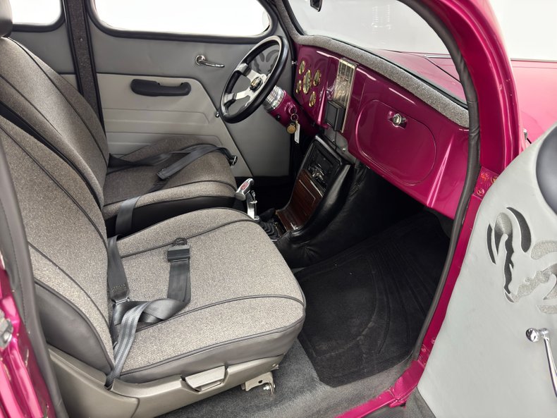Dodge-Other-1938-Magenta-Gray-10