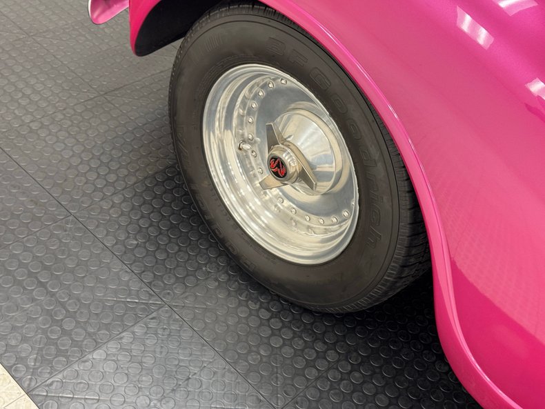 Dodge-Other-1938-Magenta-Gray-23