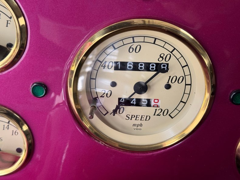 Dodge-Other-1938-Magenta-Gray-47