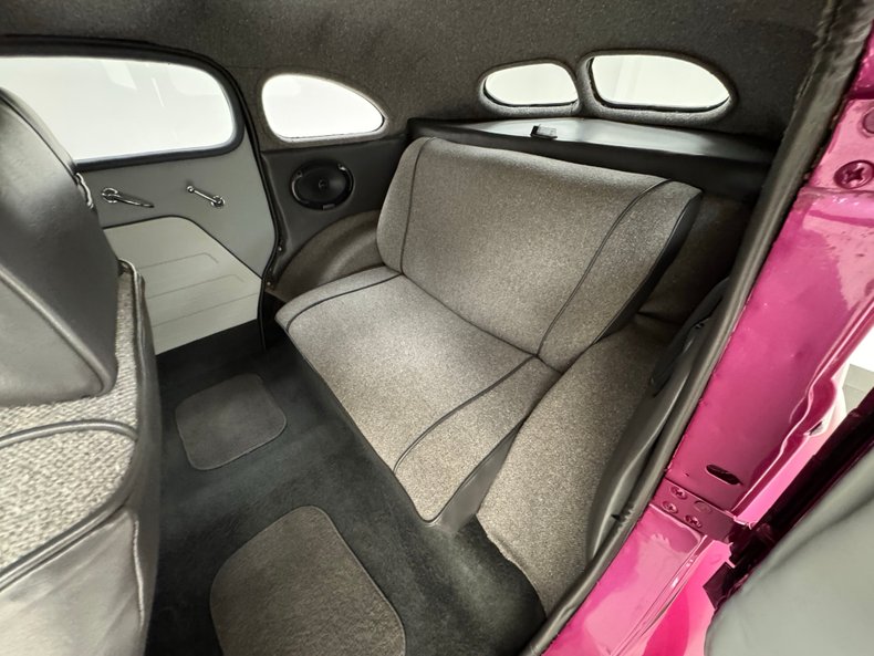 Dodge-Other-1938-Magenta-Gray-5