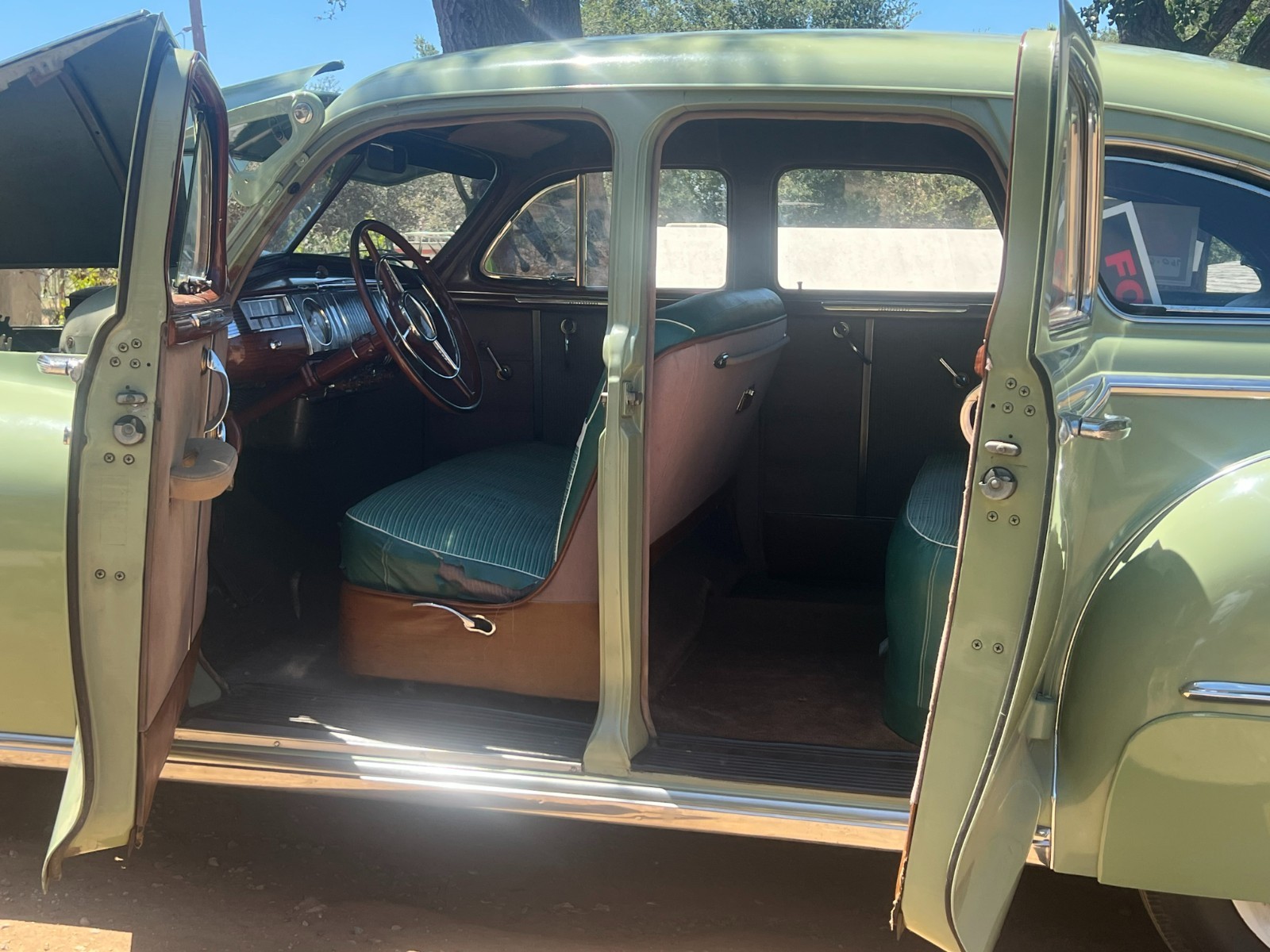 Dodge-Other-1947-Sedan-3