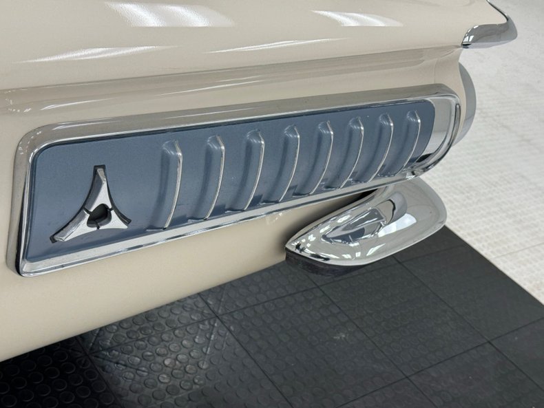 Dodge-Other-1962-Polar-White-Light-Blue-18
