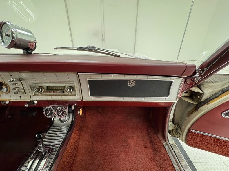 Dodge-Other-1965-White-Red-45