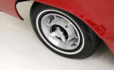 Dodge-Other-1966-Bright-Red-Black-13