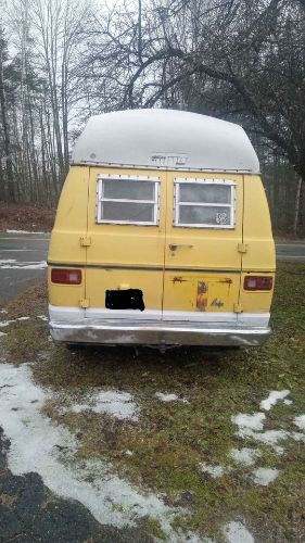 Dodge-Other-1976-Yellow-1