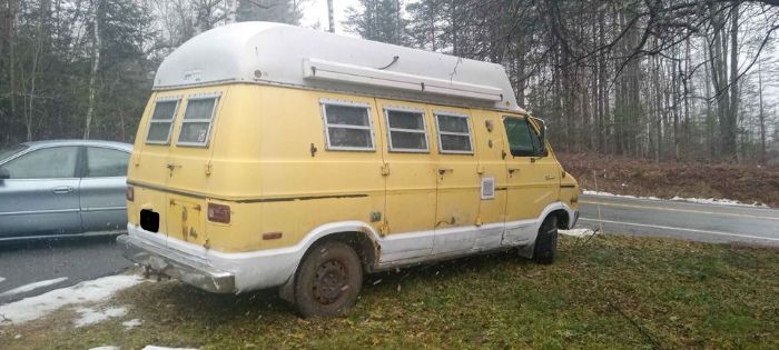 Dodge-Other-1976-Yellow-2