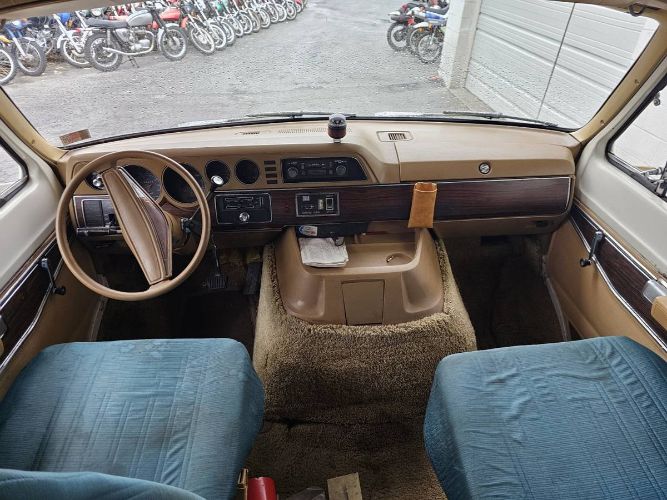 Dodge-Other-1979-White-11