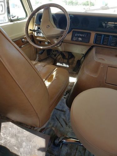 Dodge-Other-1986-Beige-Beige-4