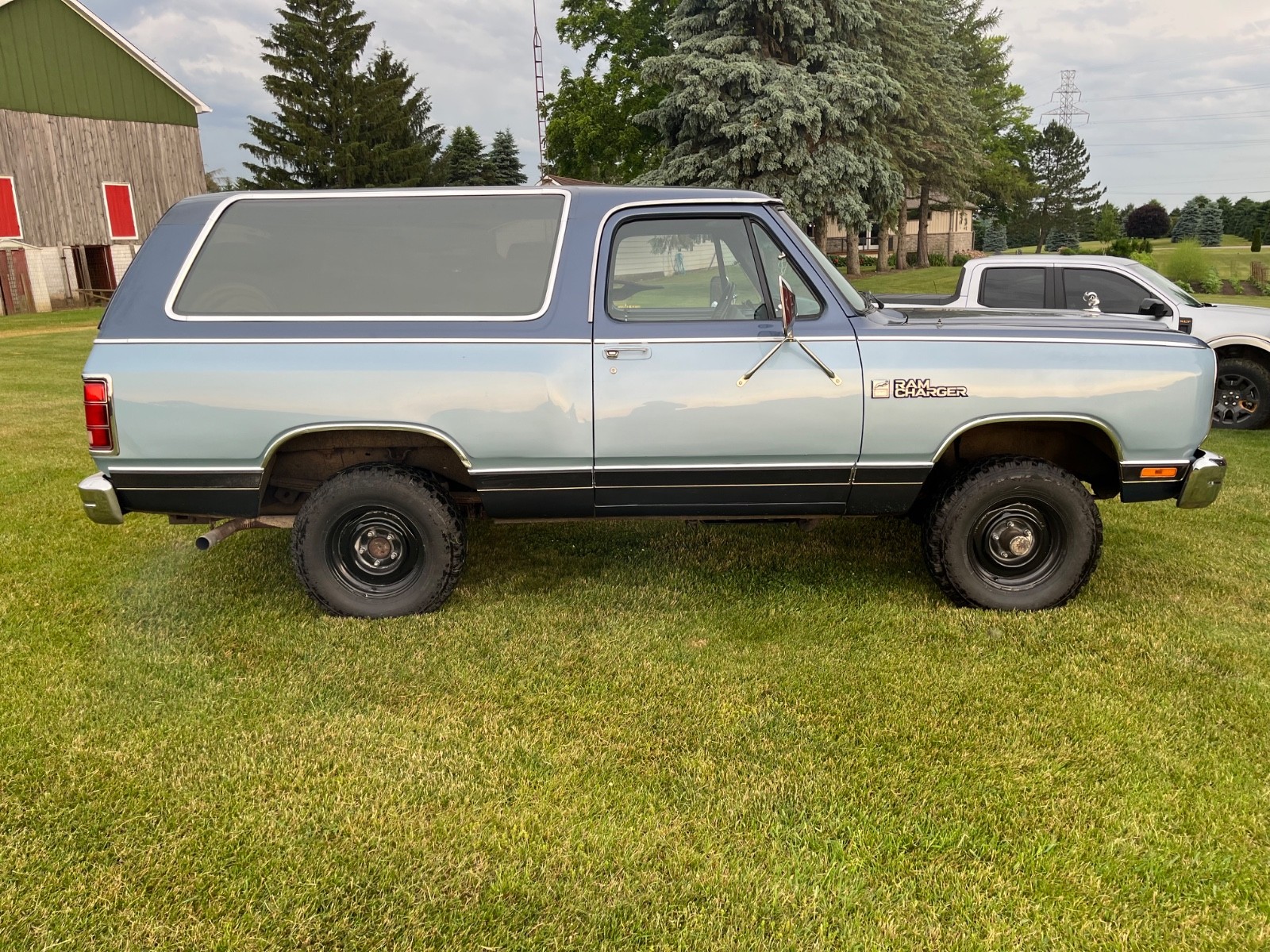 Dodge-Other-1987-SUV-1