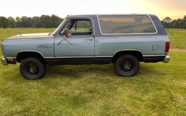 Dodge-Other-1987-SUV-2